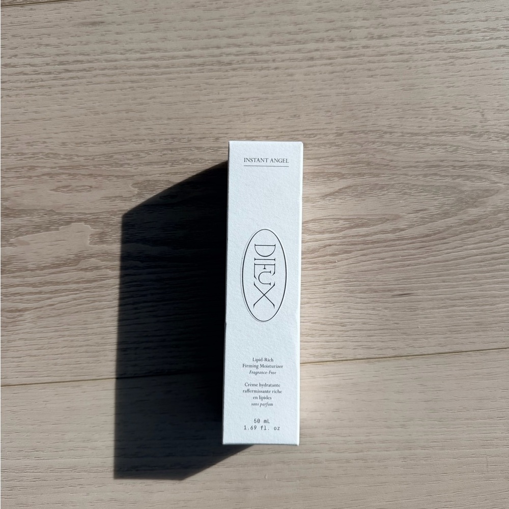 Instant Angel Lipid Rich Firming Moisturizer - White